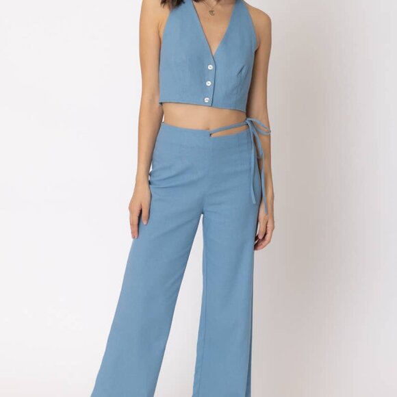 Halter Neck Vest and Pants Set - Picture 3 of 4